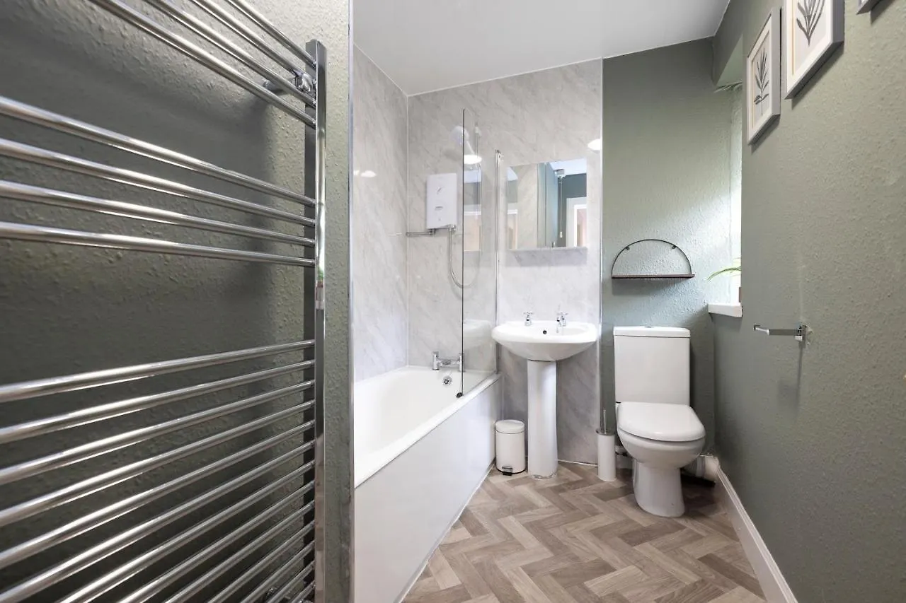 Joivy Homely Apt By St Giles With Desk Edynburg Apartament