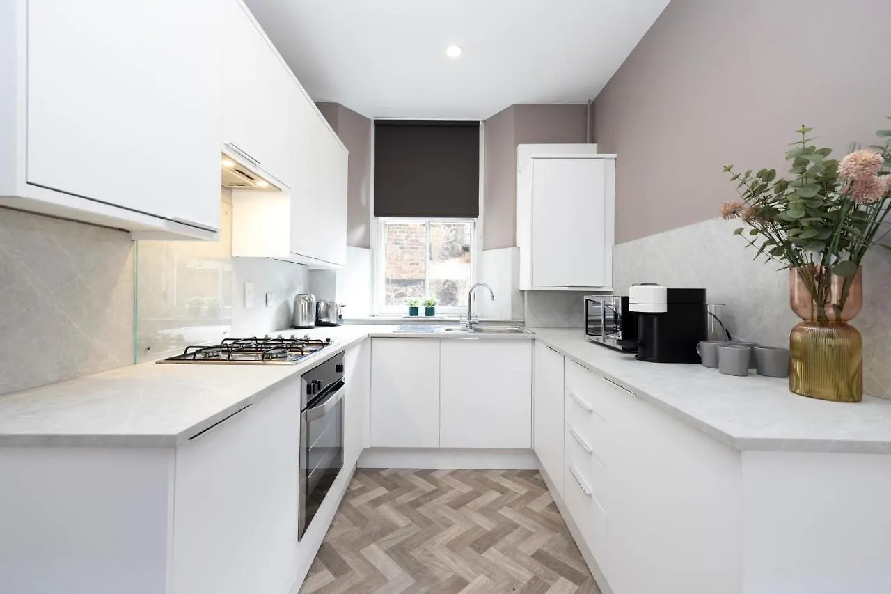 Joivy Homely Apt By St Giles With Desk Edynburg Wielka Brytania